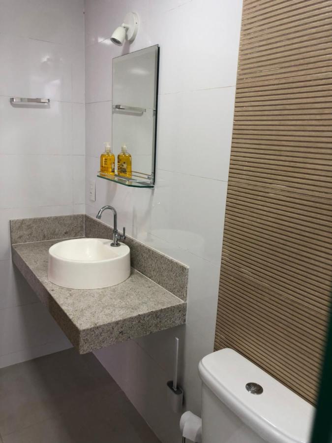 Alto Padrão: Beachfront 3-Bedroom Apartment with Elevator and Wi-Fi Guarapari Exterior photo
